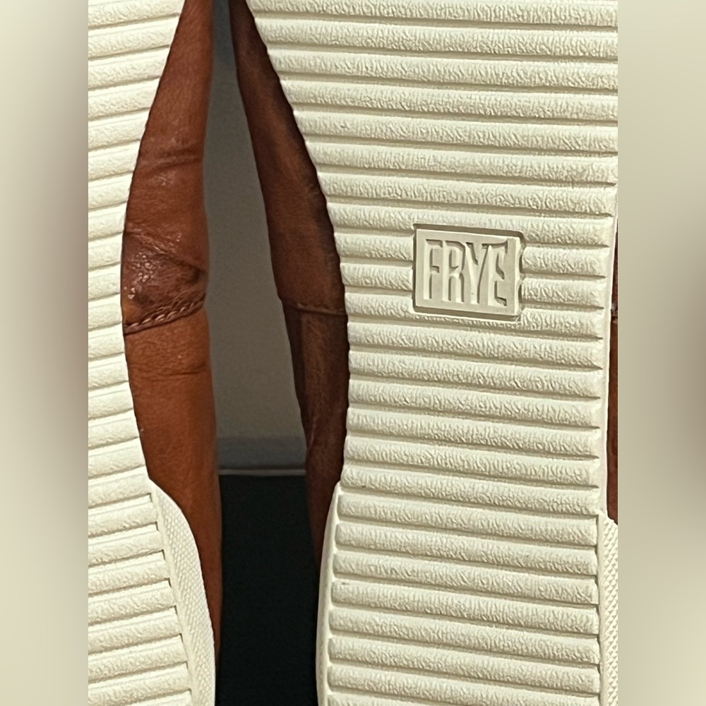 NWOT Women’s Frye Melanie Brown Leather Slip-On Footwear - Picture 11 of 13